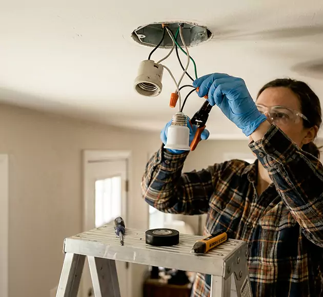 Professional Light Socket Replacement: Your Local Fixture Repair Team in Opelika, AL